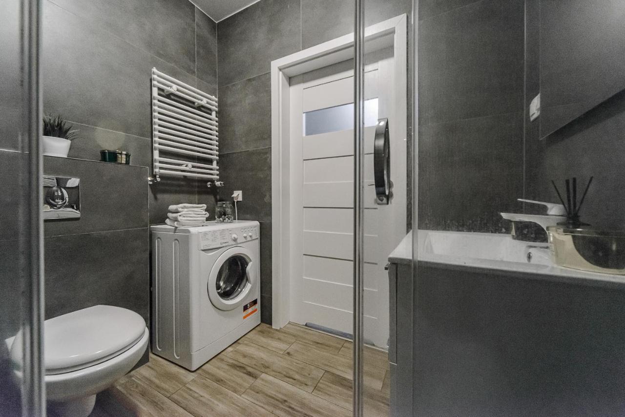 Lumina Luxury Apart On Wroblewskiego Street ウッチ エクステリア 写真